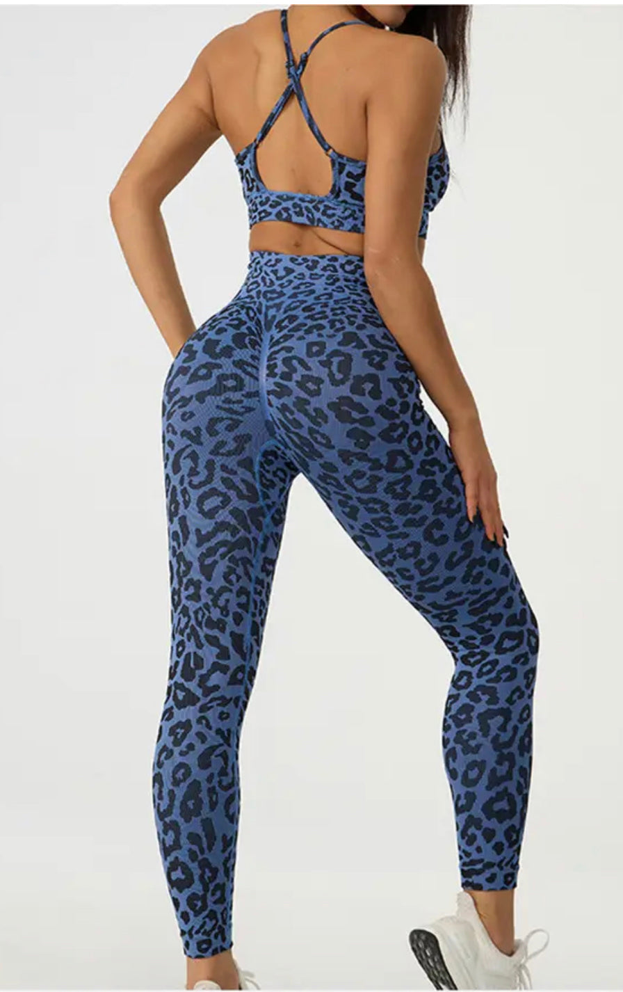 Blue Leopard Print Wide Waistband Women's Leggings: Fun 80's Costume - Etsy  | Leopard print leggings, Outfits with leggings, Printed leggings